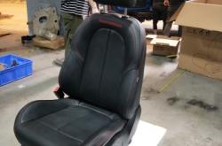 赤峰改裝射燈師傅電話多少號