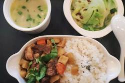 赤峰盒飯預(yù)訂電話是多少號