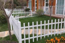 赤峰草坪護欄供應商電話號碼