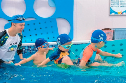 赤峰市游泳館開了么