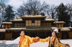 赤峰藏服出租電話地址是多少號