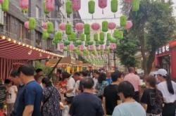 赤峰熱狗地?cái)傠娫挾嗌偬?hào)碼