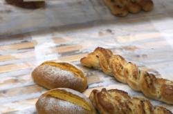 赤峰奶霸手工吐司店電話號(hào)碼