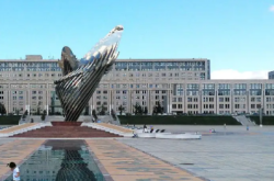 赤峰玉龍大街市政府電話號(hào)碼