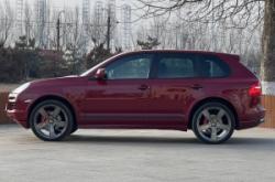 赤峰紅色卡宴4s店電話號碼