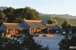 赤峰草原風(fēng)情園電話多少號(hào)