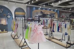 赤峰星光童裝店地址電話號碼