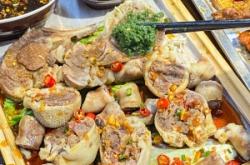 赤峰紅山區(qū)肚包肉店電話號(hào)碼