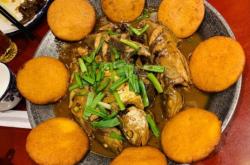 赤峰海鮮小酒店電話多少號