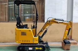 赤峰微型挖掘機(jī)銷售電話號碼