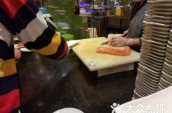 赤峰龍騰奧萊廣場電話號碼