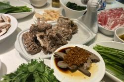 赤峰羊羔火鍋店電話地址查詢