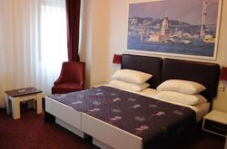 赤峰復式樓酒店電話多少號