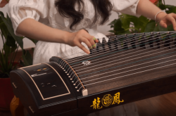 赤峰龍鳳古箏專賣店電話號碼