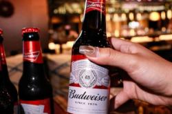 赤峰玖吧酒吧電話號(hào)碼多少