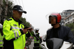 赤峰摩托車(chē)拆車(chē)廠電話號(hào)碼