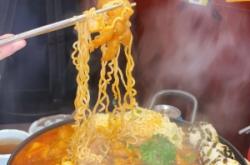 赤峰韓國辣雞爪店電話地址查詢