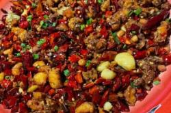 赤峰川菜館新城店電話號(hào)碼