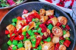 老板戀上魚(yú)赤峰新城店電話