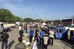 赤峰腳踏墊批發(fā)電話地址是多少