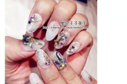 赤峰市幻彩美甲店電話號碼