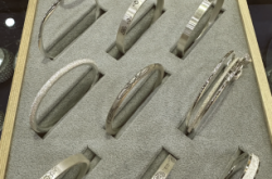 赤峰眾聯(lián)銀飾招聘電話號(hào)碼