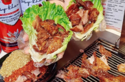 星香烤羊腿赤峰店電話號碼