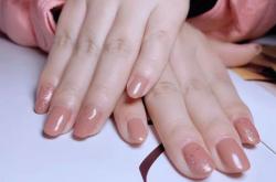 赤峰小區(qū)開(kāi)店美甲師電話號(hào)碼