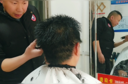 赤峰剪發(fā)大叔是誰啊電話多少