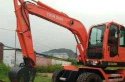 赤峰永強(qiáng)挖機(jī)租賃電話地址查詢(xún)