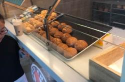 赤峰泡芙蛋糕店地址電話號碼