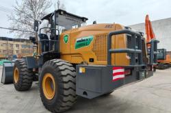 赤峰龍工裝載機(jī)銷售電話號(hào)碼