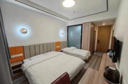 赤峰高鐵站拼車電話號(hào)碼是多少