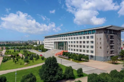 赤峰學(xué)院生物學(xué)院院長(zhǎng)電話是多少