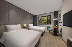 赤峰金鼎山莊電話多少號啊