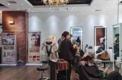 赤峰美約造型招聘電話是多少號(hào)