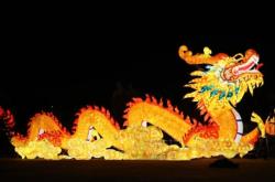 赤峰彩燈制造商電話號(hào)碼查詢(xún)