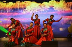 赤峰丁谷服裝店電話地址查詢