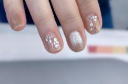 赤峰萬悅城美睫店電話號(hào)碼