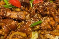 赤峰溜達燒烤電話地址是多少號