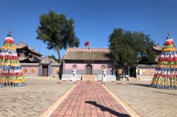 赤峰烏丹鎮(zhèn)男裝店電話地址查詢