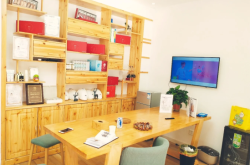 赤峰大碼輕奢館電話地址查詢