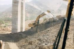 赤峰市招聘鏟車司機電話號碼