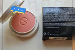 赤峰市阿瑪尼專柜電話是多少號(hào)