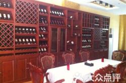 赤峰板式酒柜廠家電話多少號