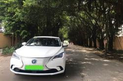 赤峰富和園賣(mài)車(chē)庫(kù)的電話(huà)號(hào)碼