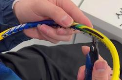 赤峰羽毛球拍修復(fù)店電話號碼