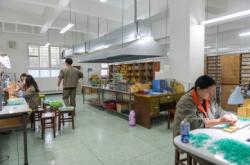 赤峰華琳首飾加工廠電話號(hào)碼