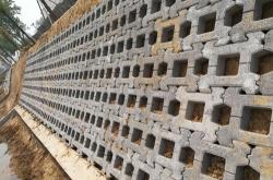 赤峰植草護(hù)坡磚廠家電話號(hào)碼