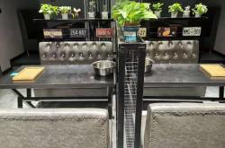 赤峰龍飛烤肉店電話多少號